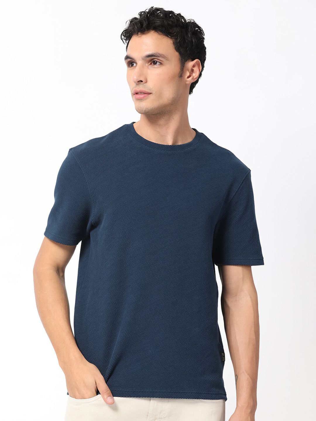 RARE RABBIT Men Cas Round Neck Cotton Slim Fit T-Shirt