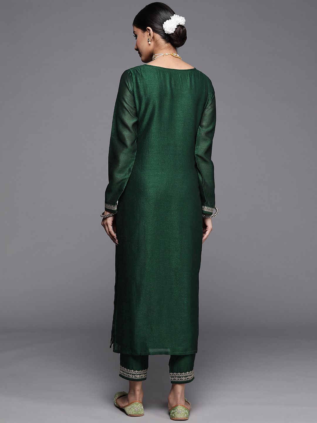 Libas Women Green & White Yoke Design Floral Motifs Straight Kurta