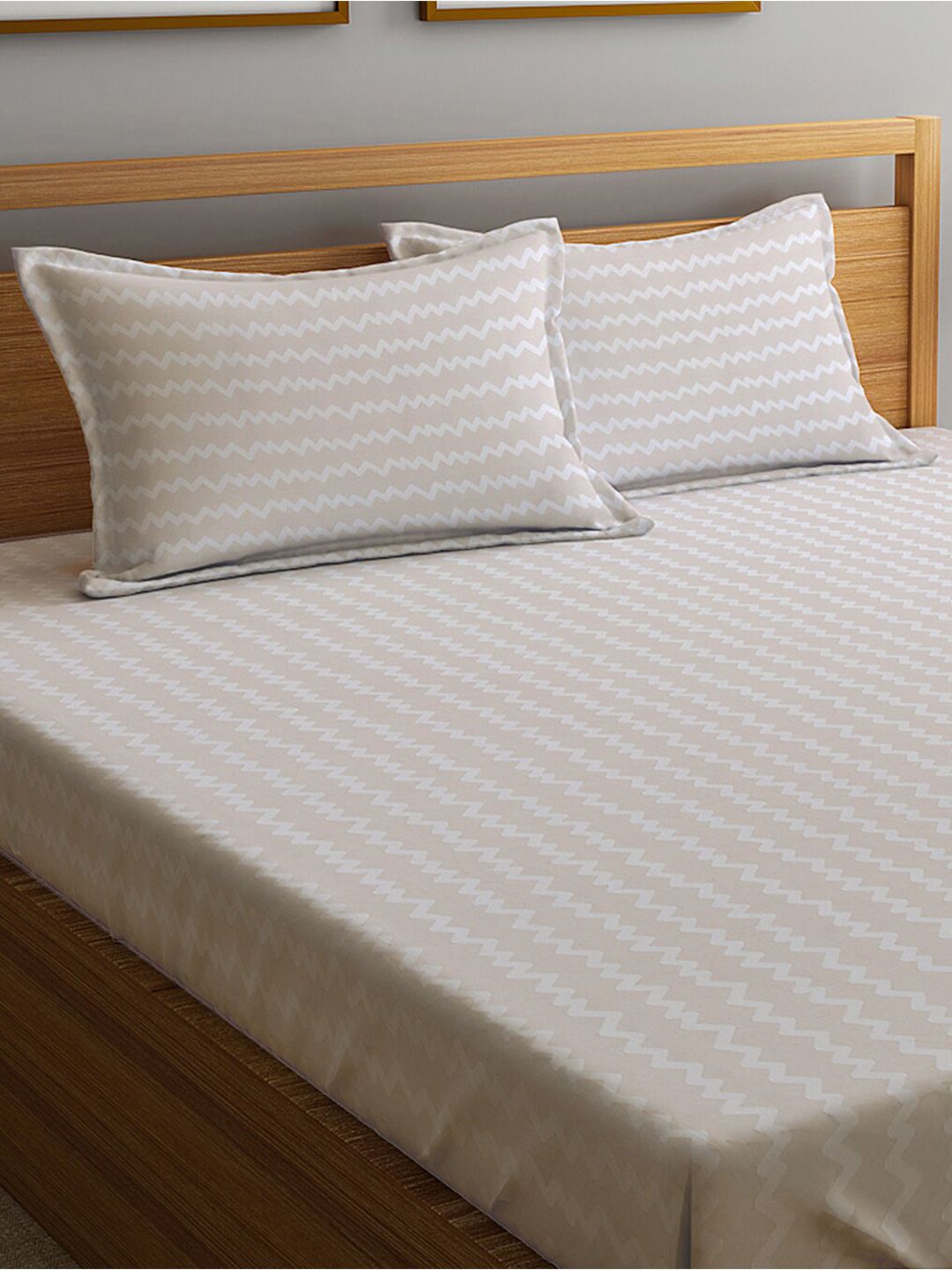 KLOTTHE Beige Abstract-Printed 300TC Double King Bedsheet with 2 Pillow Covers