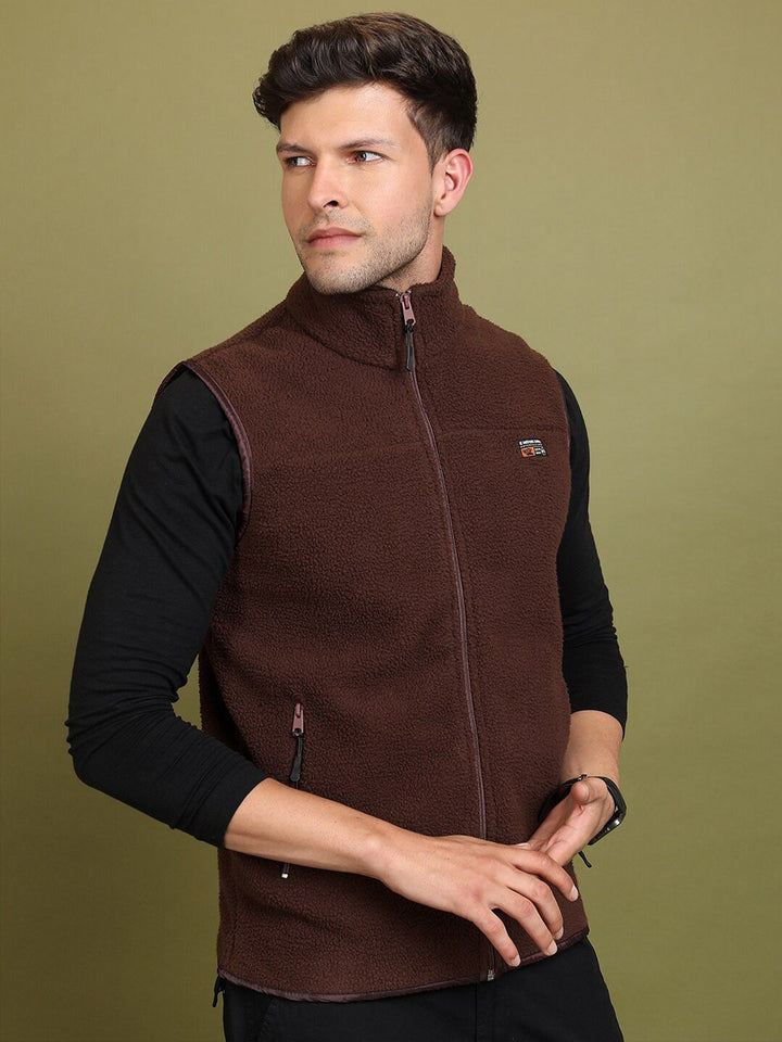 HIGHLANDER Mock Collar Sleeveless Front-Open Sweatshirt