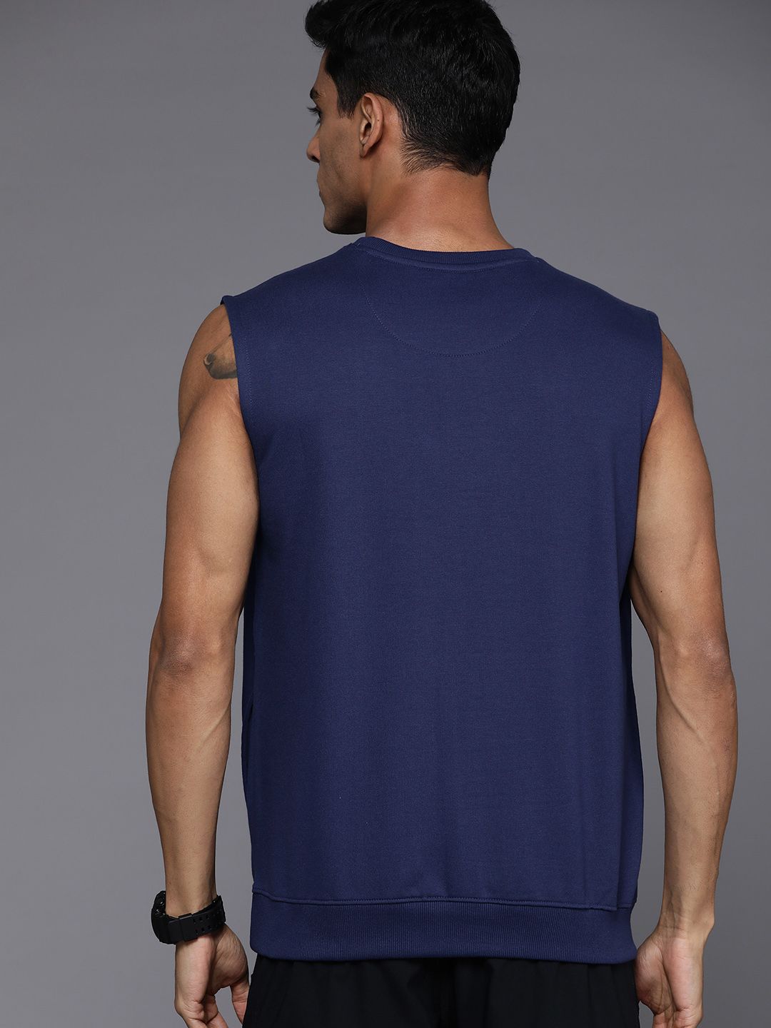HRX by Hrithik Roshan Men Brand Logo Detail Sweatshirt