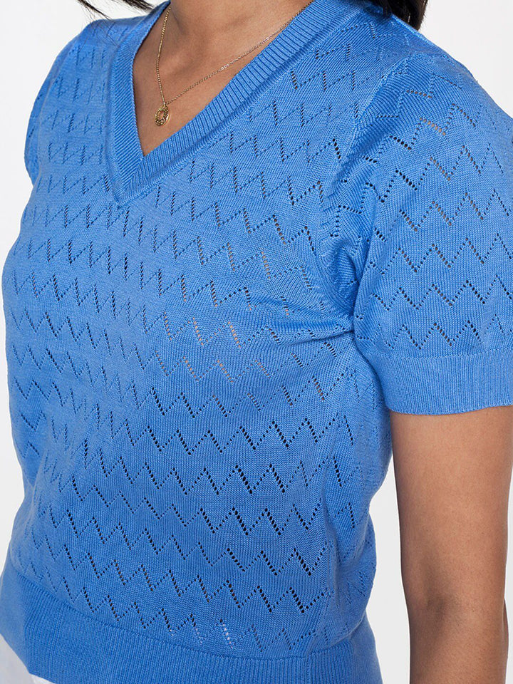 AND Self Design V-Neck Cotton Top