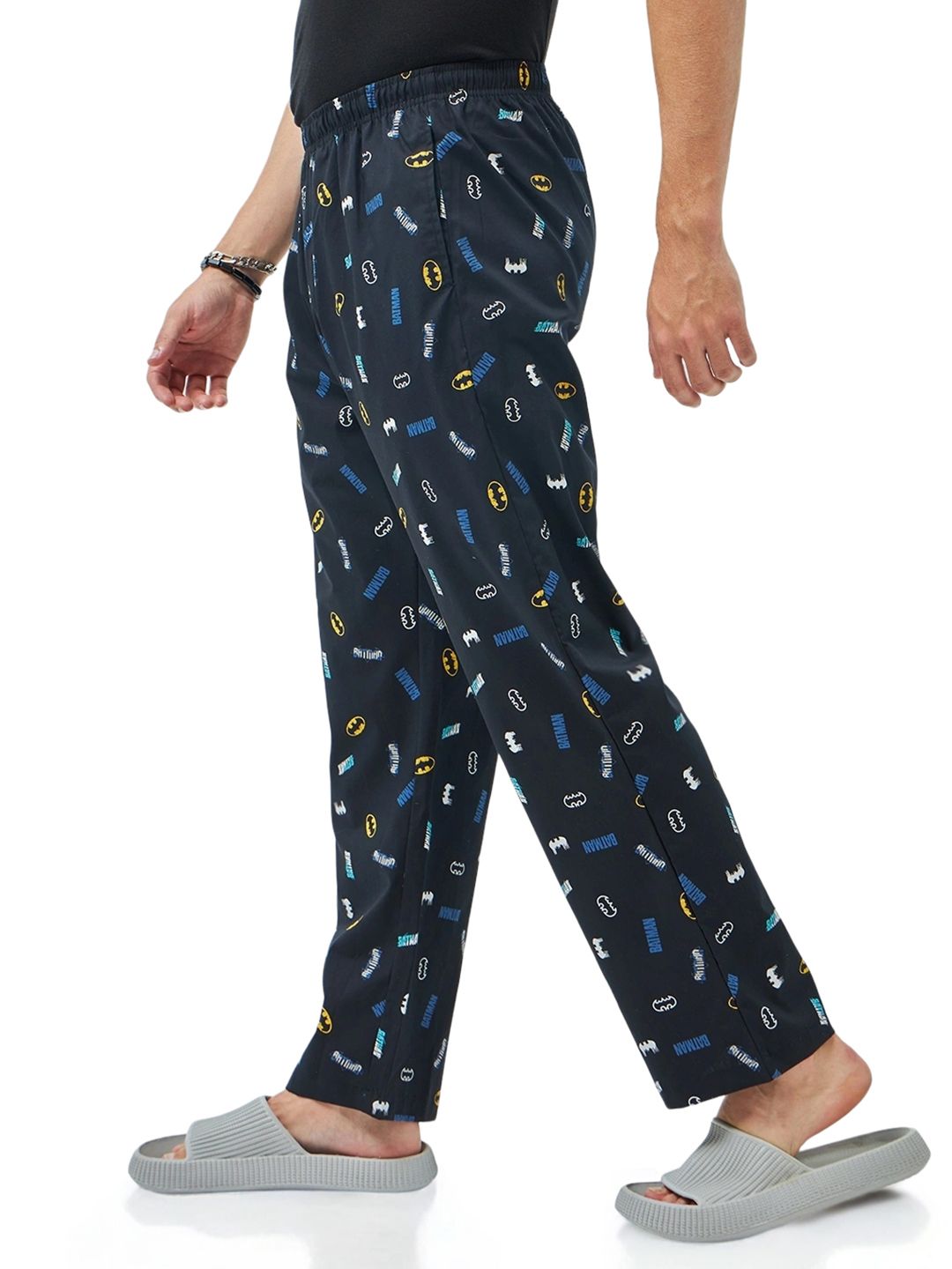 Bewakoof Men Printed Cotton Lounge Pants