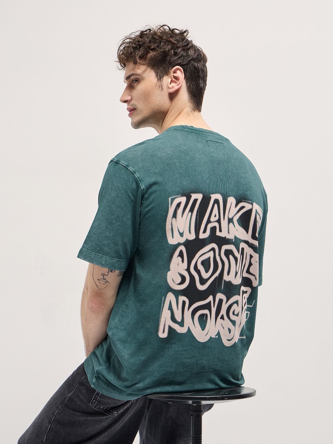 T-shirt t-shirt yang besar