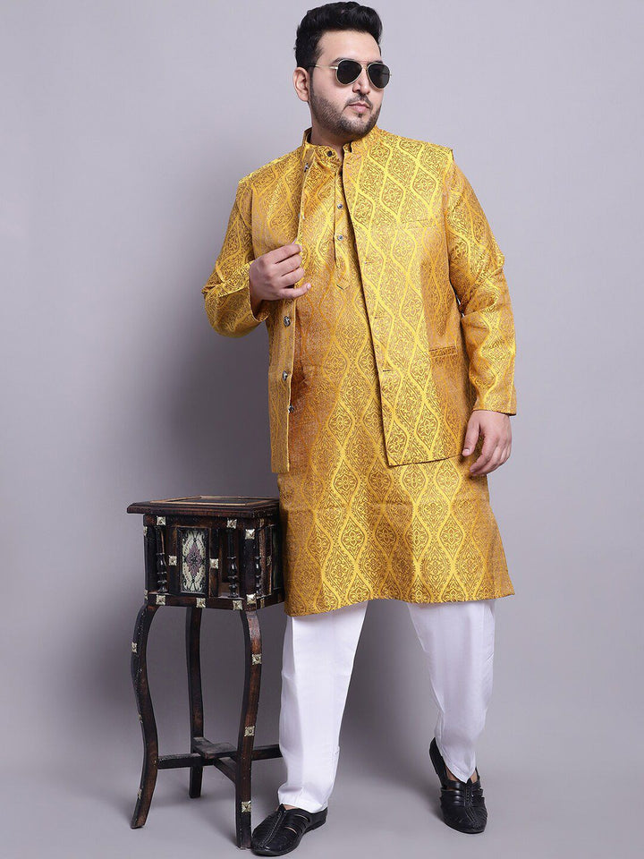 SOJANYA PLUS Motif Etnik Rekaan Tenunan Kurta Kapas Sutera Dengan Piyama & Jaket Nehru