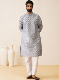 SOJANYA LUXE Motif Etnik Bersulam Kolar Mandarin Berlabuci Kurta Lurus