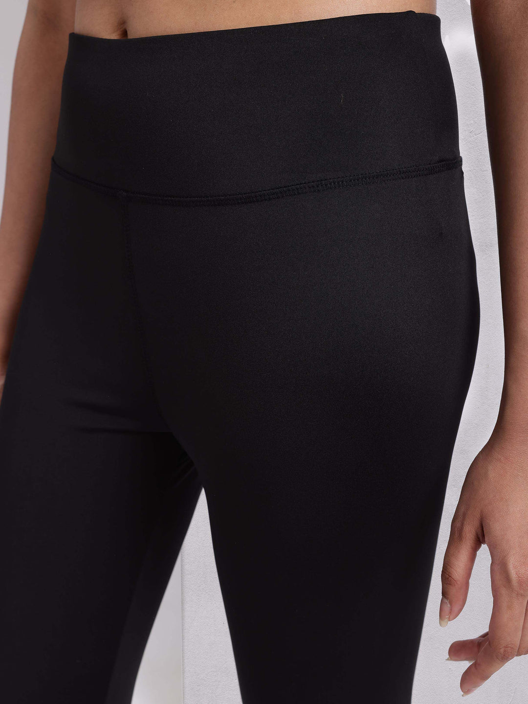 HRX by Hrithik Roshan Women Cropped Rapid-Dry Training Tights