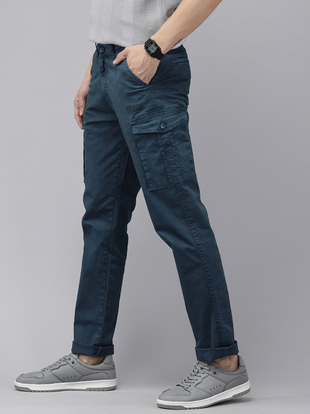 SPYKAR Men Slim Fit Cargos Trousers
