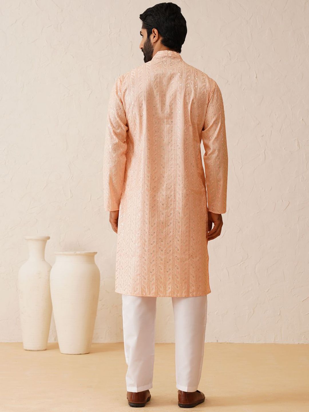 SOJANYA LUXE Kolar Mandarin Sulam Lengan Panjang Kurta Lurus