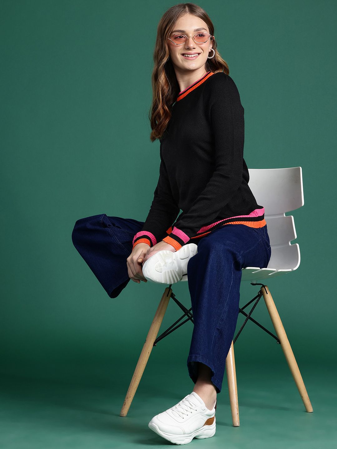 DressBerry Acrylic Contrast Neck Pullover