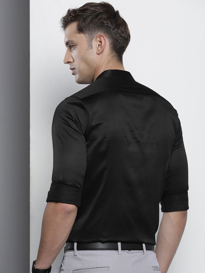 The Indian Garage Co. X Luxe Men Slim Fit Mandarin Collar Formal Shirt