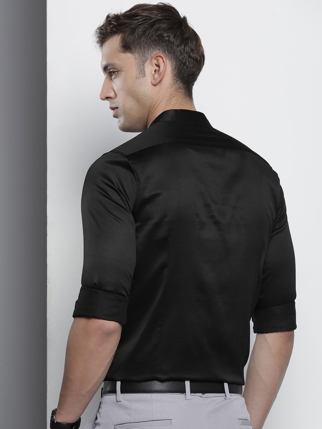 The Indian Garage Co. X Luxe Men Slim Fit Mandarin Collar Formal Shirt