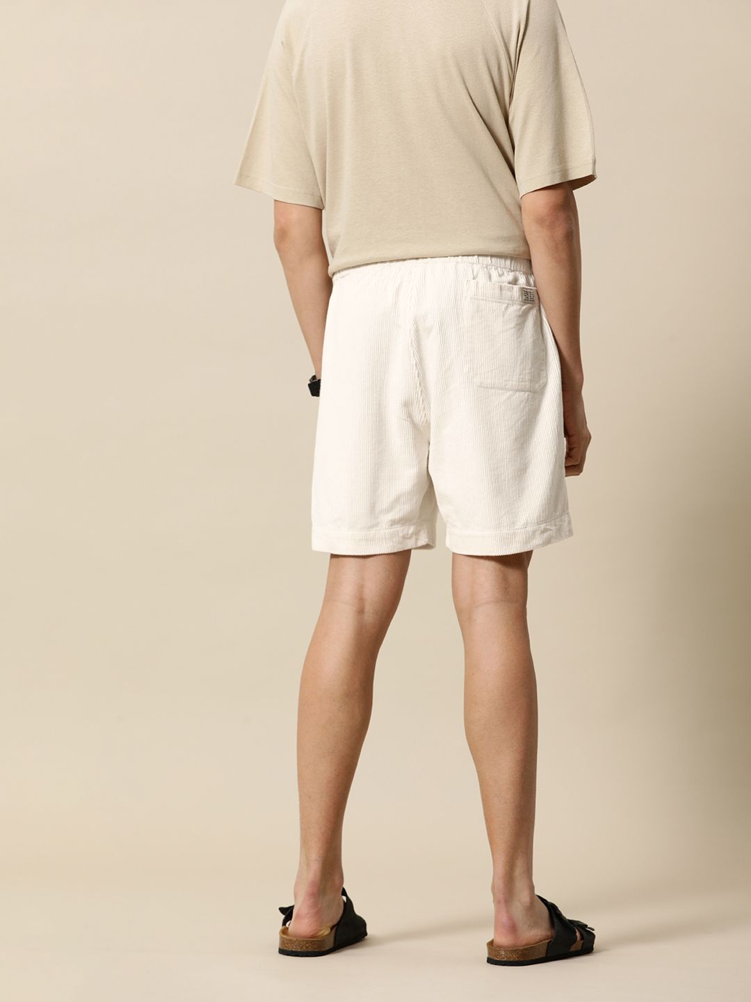 Mr Bowerbird Men Self-Design Mid-Rise Pure Cotton Corduroy Shorts