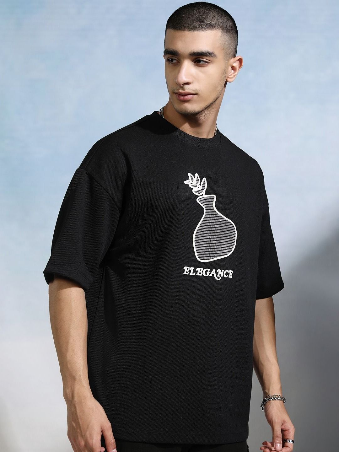HIGHLANDER Men Drop-Shoulder Sleeves T-shirt