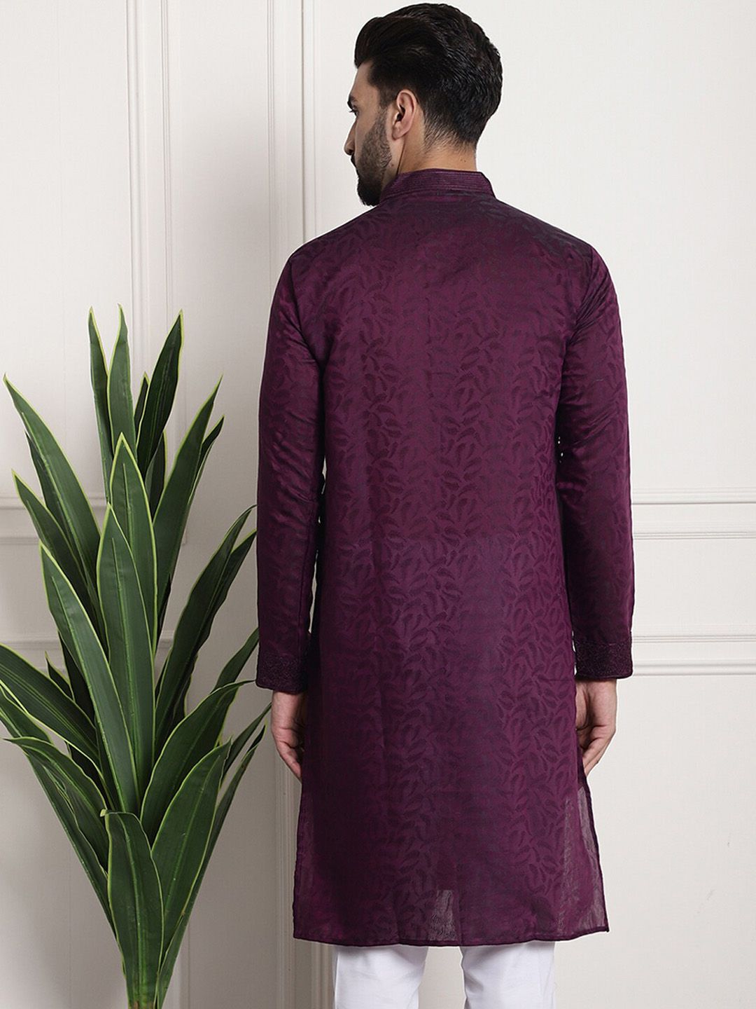SOJANYA Woven Design Mandarin Collar Thread Work Kurta