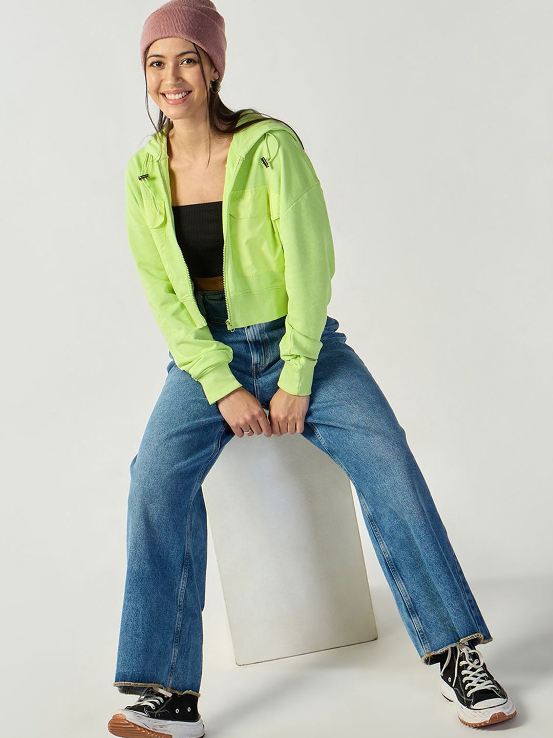 Bewakoof Women Zipped Oversized Hooded Crop Sweatshirt
