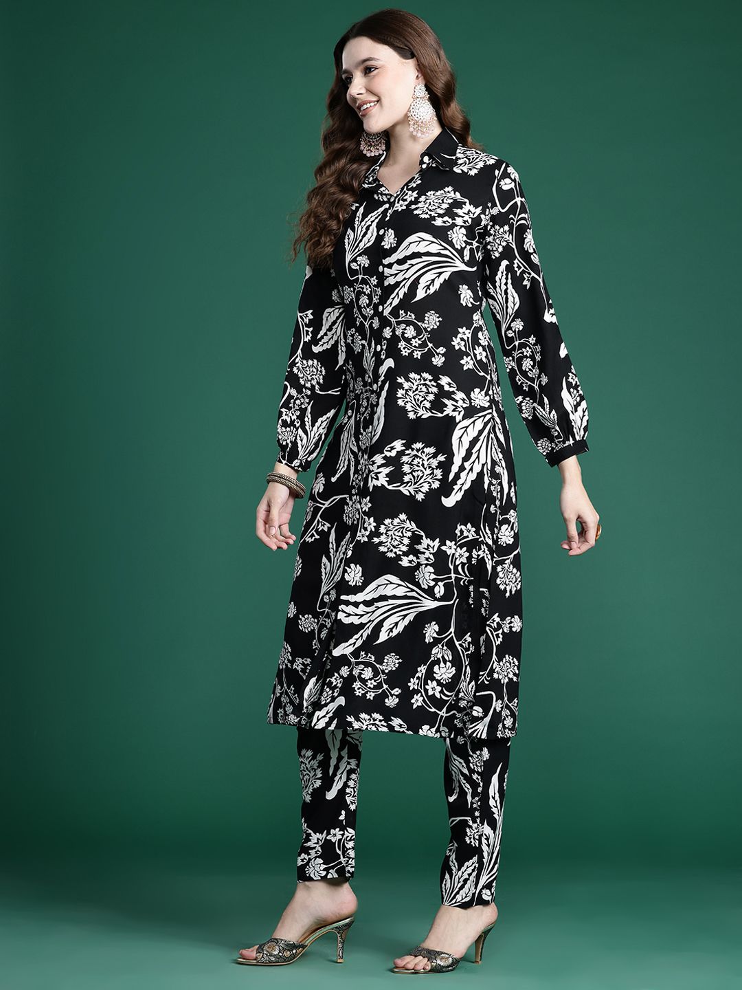 Indo Era Floral Printed Kurta with Trousers
