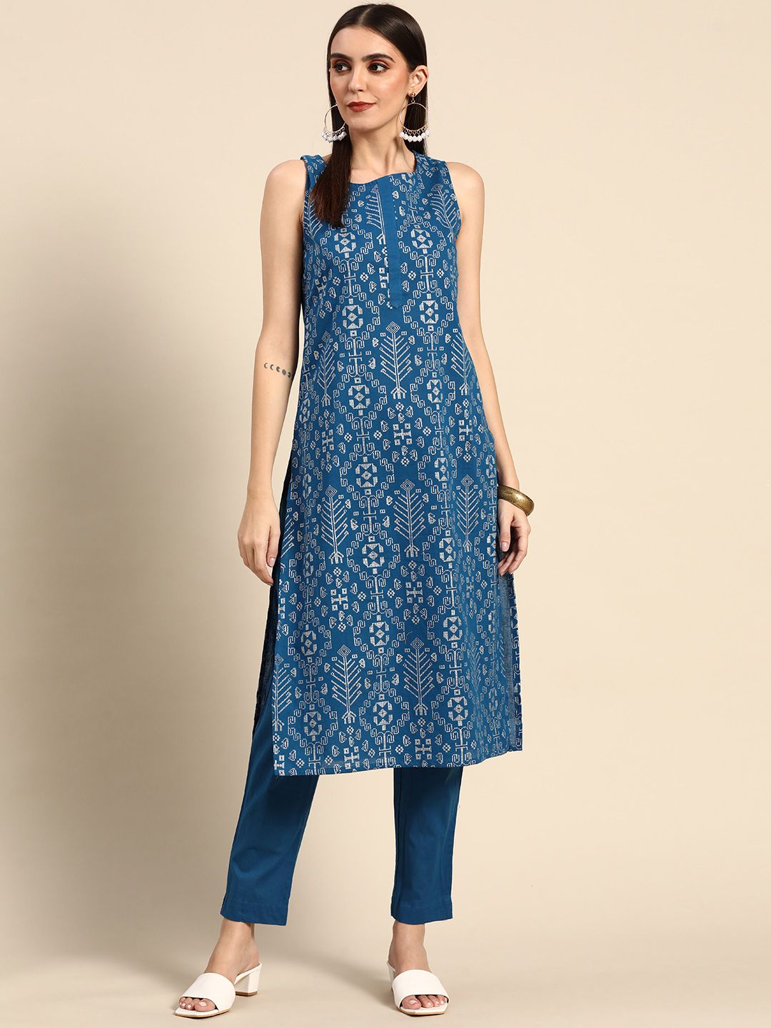 Anouk Women Navy Blue Ethnic Motifs Printed Kurta with Trousers