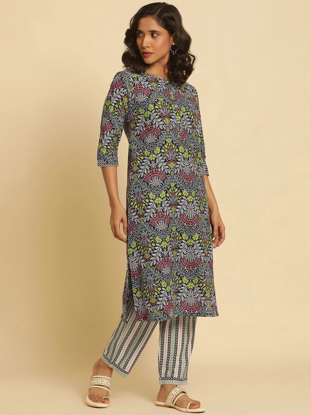 W Floral Printed Round Neck Pure Cotton Straight Kurta With Trouser