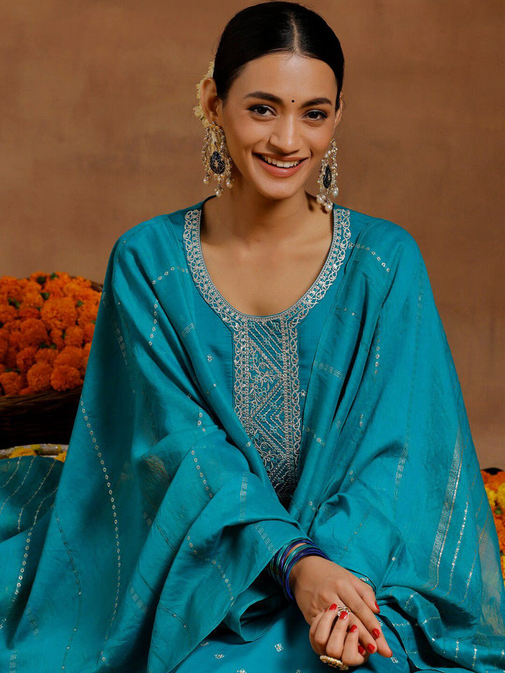 Gerua By Libas Floral Embroidered Sequinned Kurta With Trousers & Dupatta