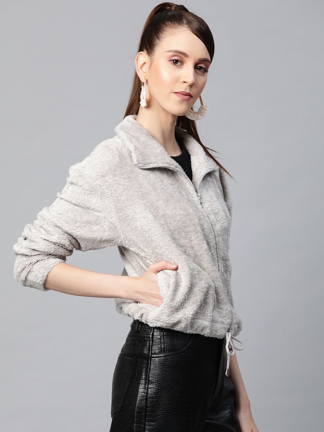 SASSAFRAS Women Grey Melange Solid Faux Fur Tailored Jacket