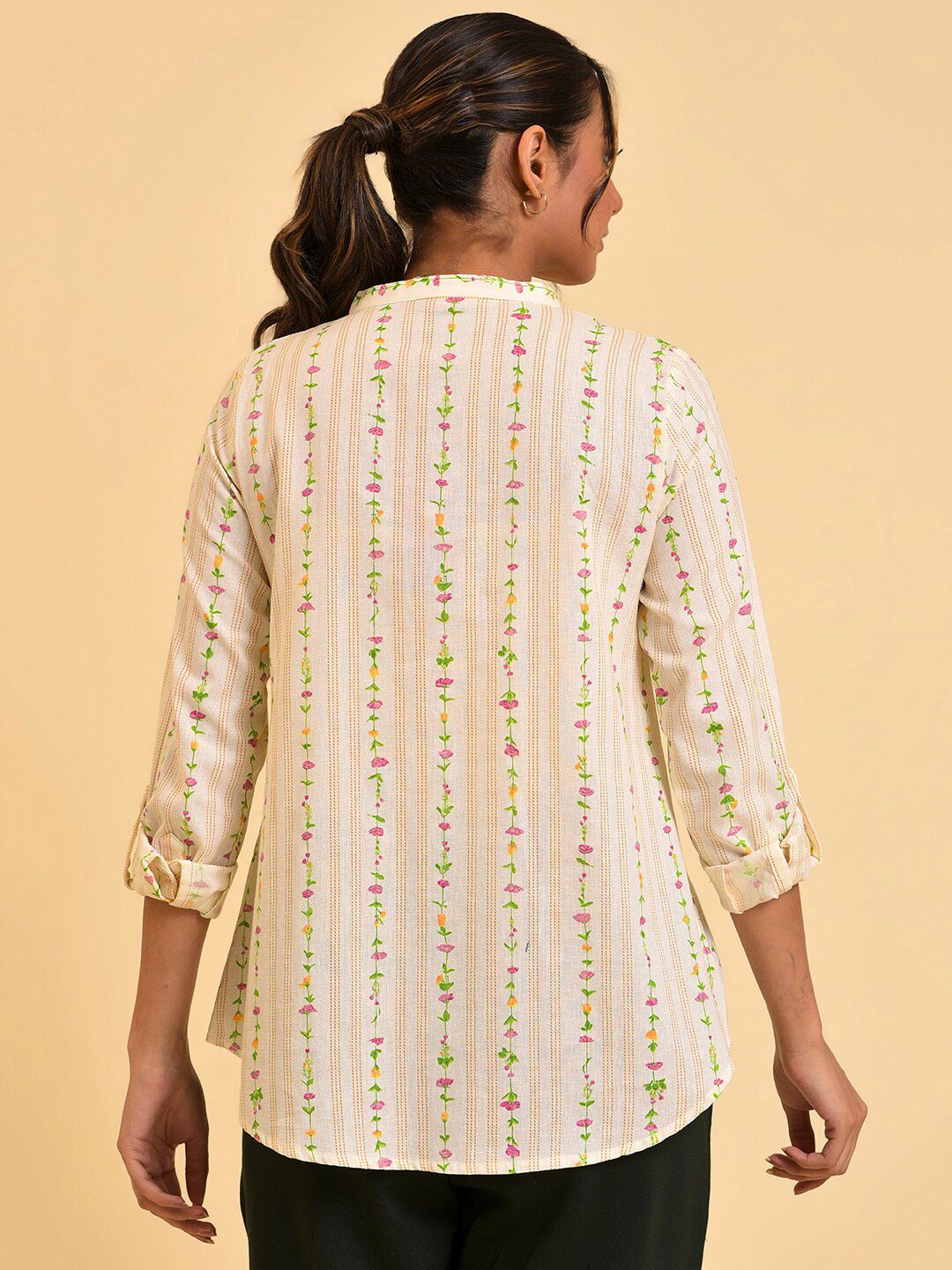 W White Floral Print Roll-Up Sleeves Cotton Top