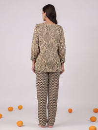 SANSKRUTIHOMES Printed V-Neck Pure Cotton Top With Trouser