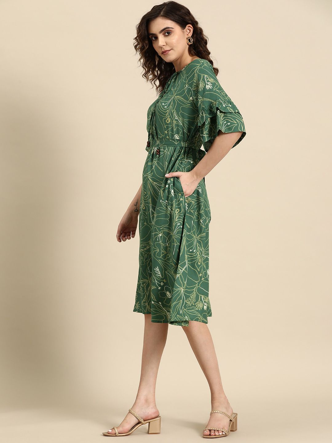all about you Floral Print Tie-Up Neck A-Line Dress