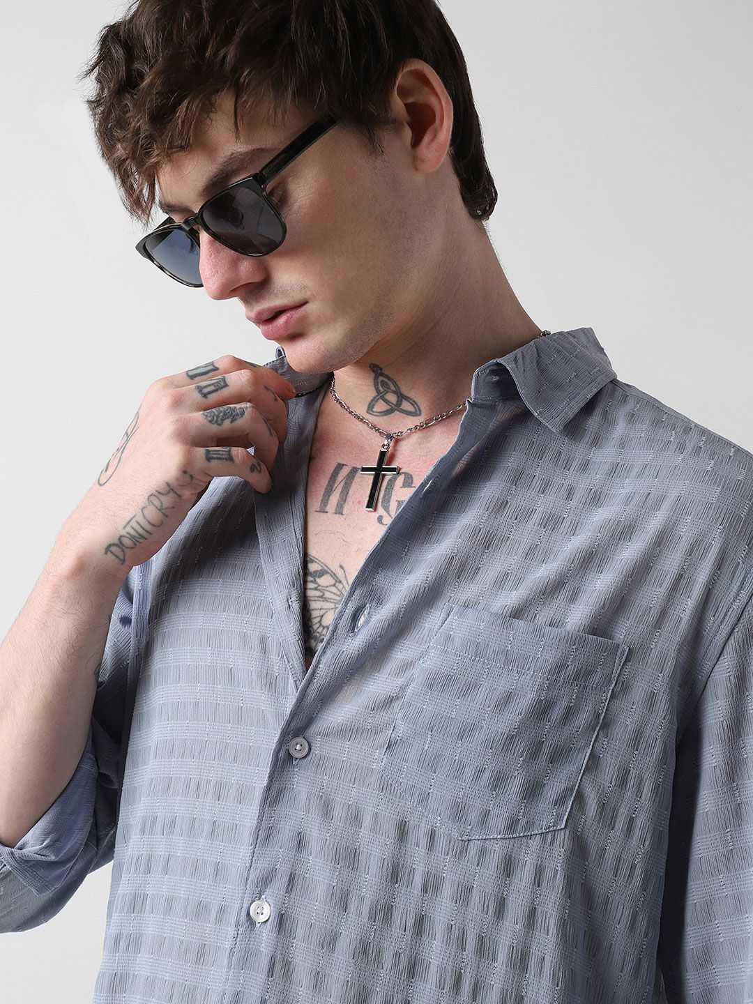 VASTRADO Men Classic Slim Fit Opaque Striped Casual Shirt