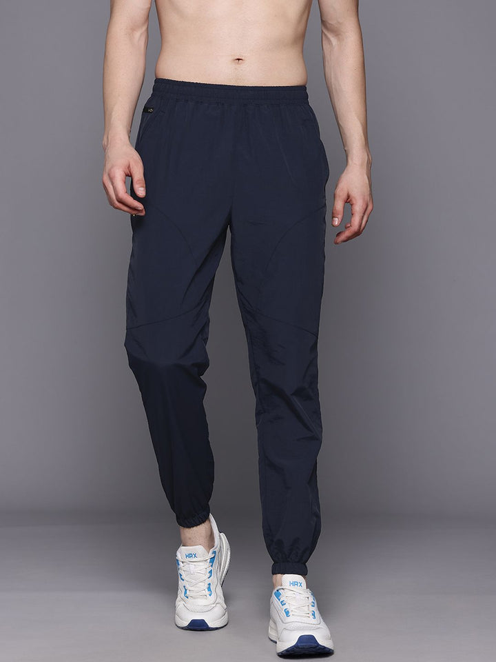 HRX by Hrithik Roshan Men Brand Logo Detail Regular Fit Rapid-Dry Training Joggers