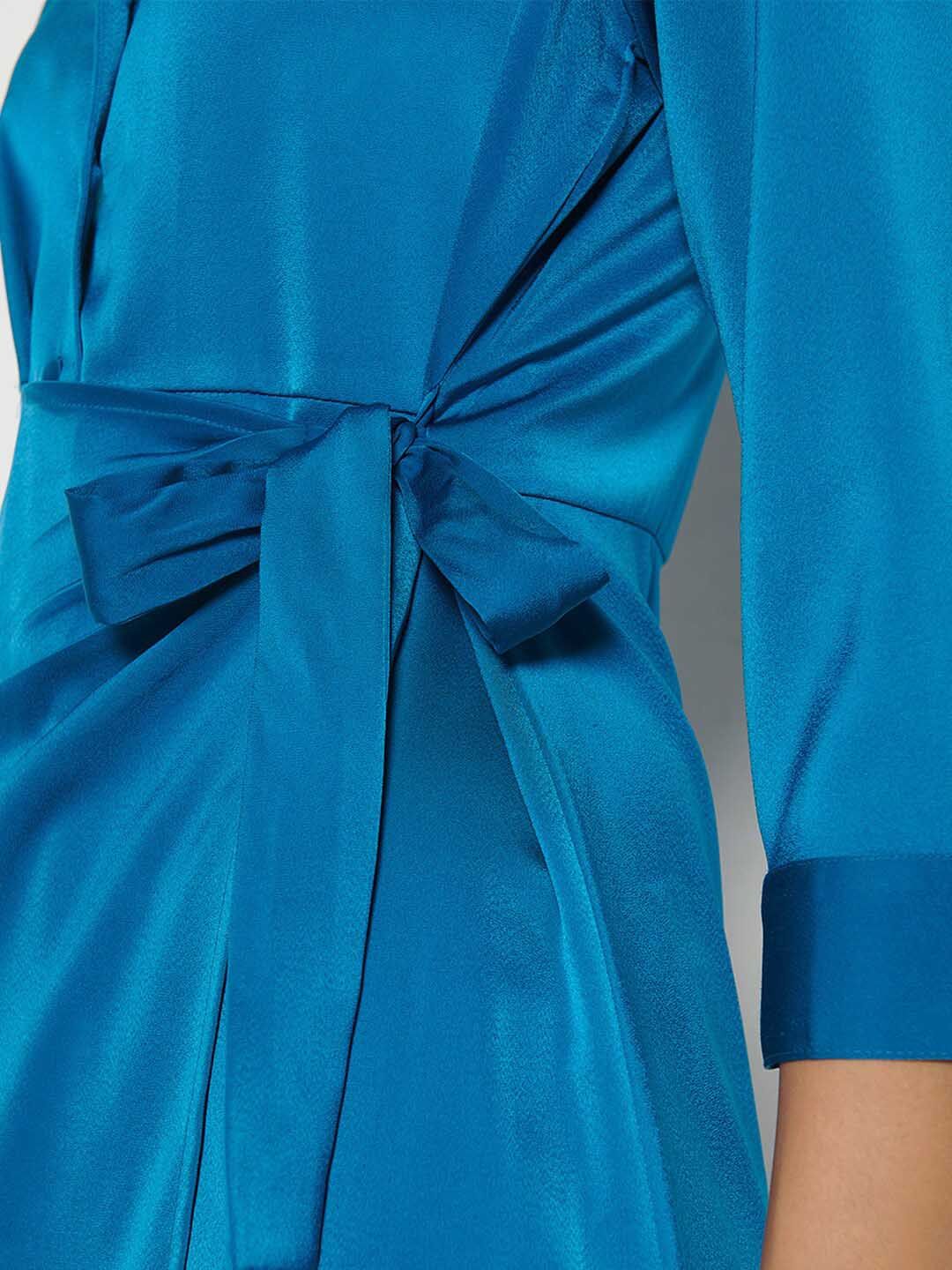 AND Lapel Collar Cuffed Sleeves Tie-Up Detailed A-Line Dress