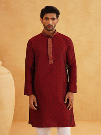 SOJANYA Men Maroon Paisley Woven Design Straight Kurta