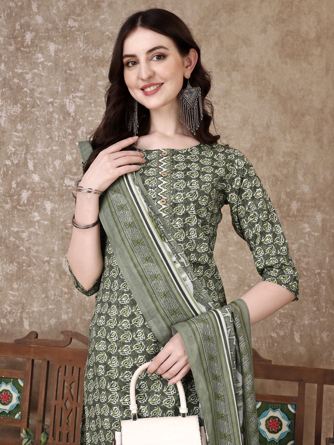 KALINI Floral Printed Straight Kurta With Trousers & Dupatta
