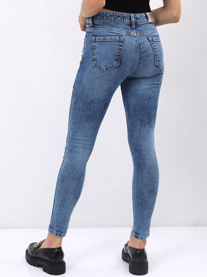 Tokyo Talkies Women Skinny Fit Clean Look Light Fade Cotton Stretchable Jeans