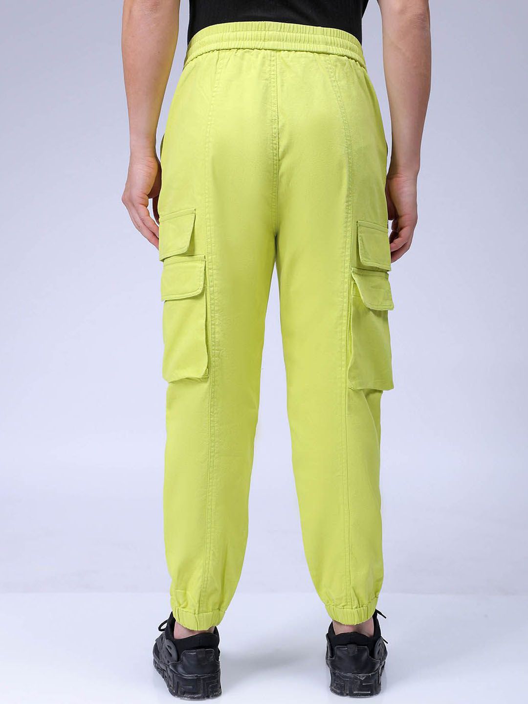 The Indian Garage Co Men Loose Fit Mid-Rise Pure Cotton Cargos Joggers