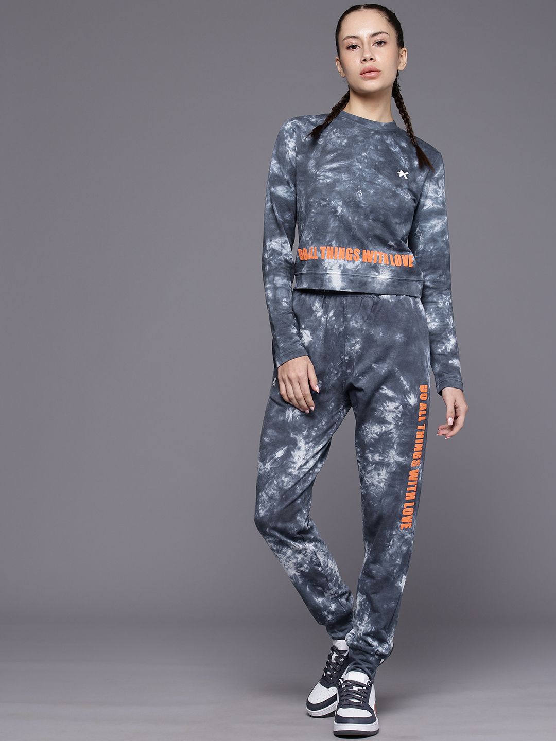 HRX by Hrithik Roshan Tie & Dye Printed Sweatshirt & Joggers