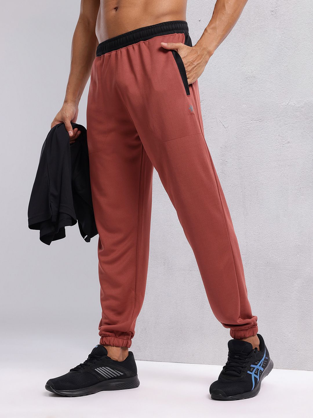 HRX by Hrithik Roshan Men Rapid-Dry Running Joggers