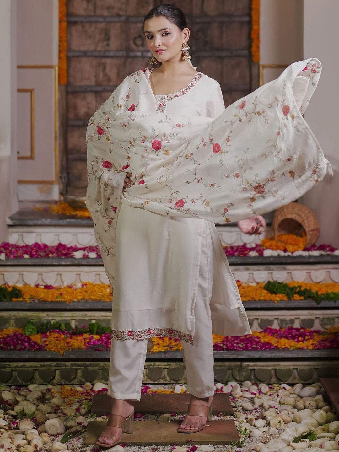 Indo Era Women Floral Embroidered Regular Thread Work Kurta with Trousers & With Dupatta
