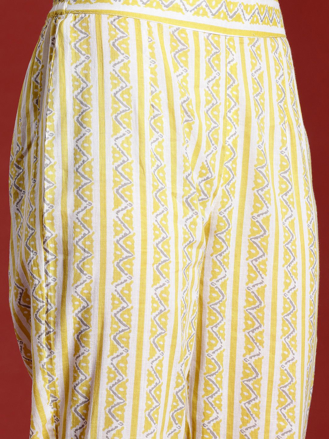 Anouk Floral Printed Pure Cotton Kurta with Trousers & With Dupatta