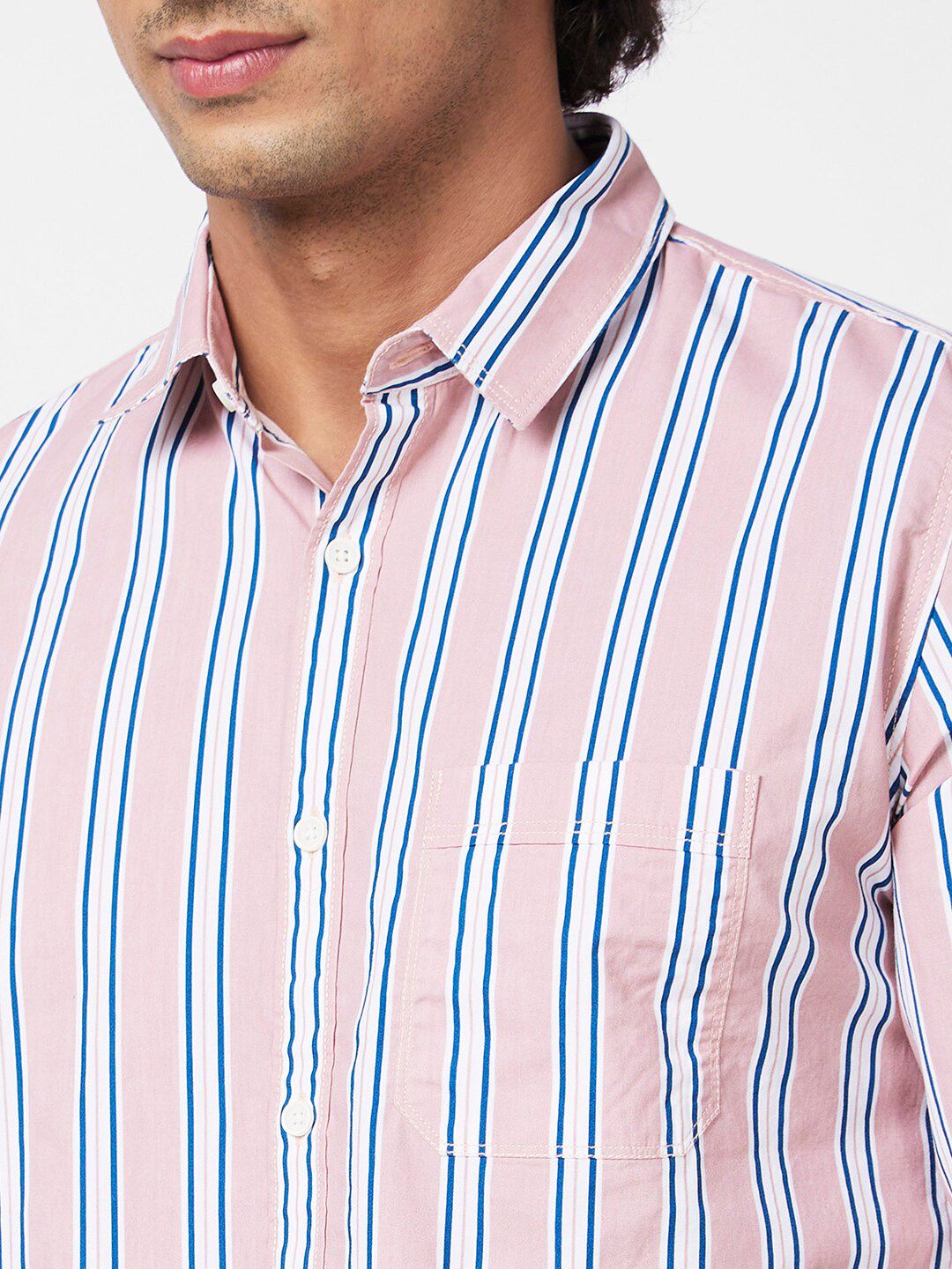 SPYKAR Slim Fit Vertical Striped Casual Shirt