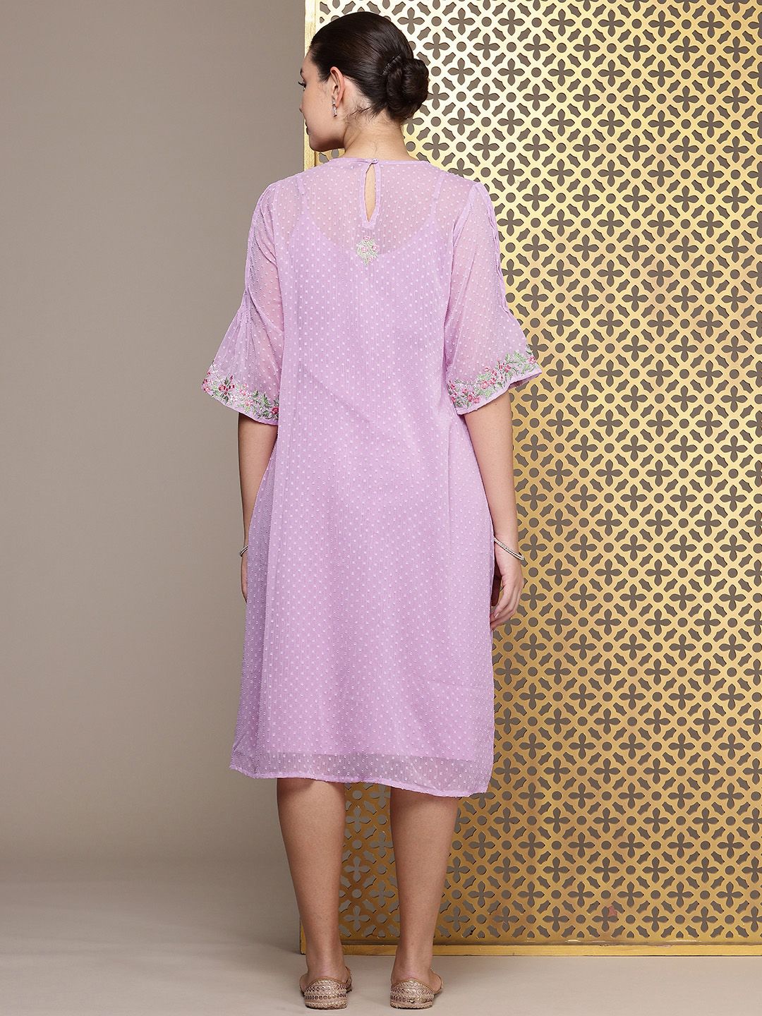 House of Pataudi Jashn Self Designed Embroidered Detail A-Line Midi Dress