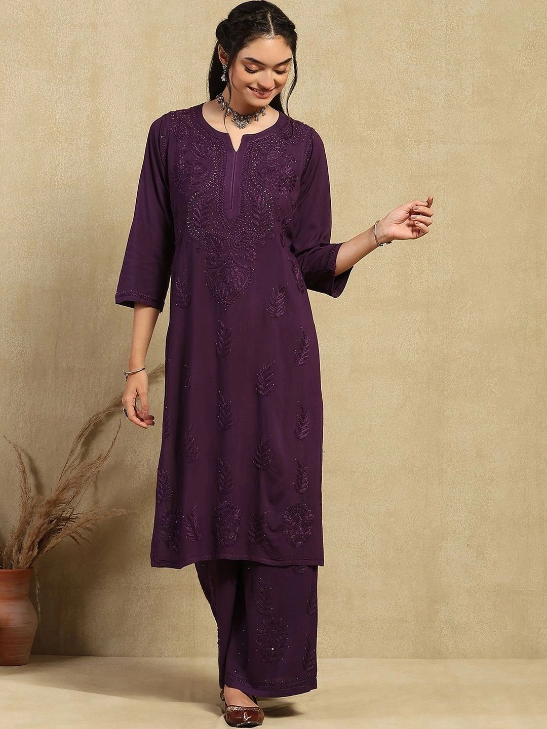 Rumah Chikankari Kurta Chikankari Biasa Wanita dengan Seluar