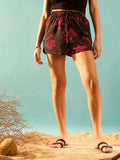 Berrylush Women Black Floral Printed High-Rise Shorts