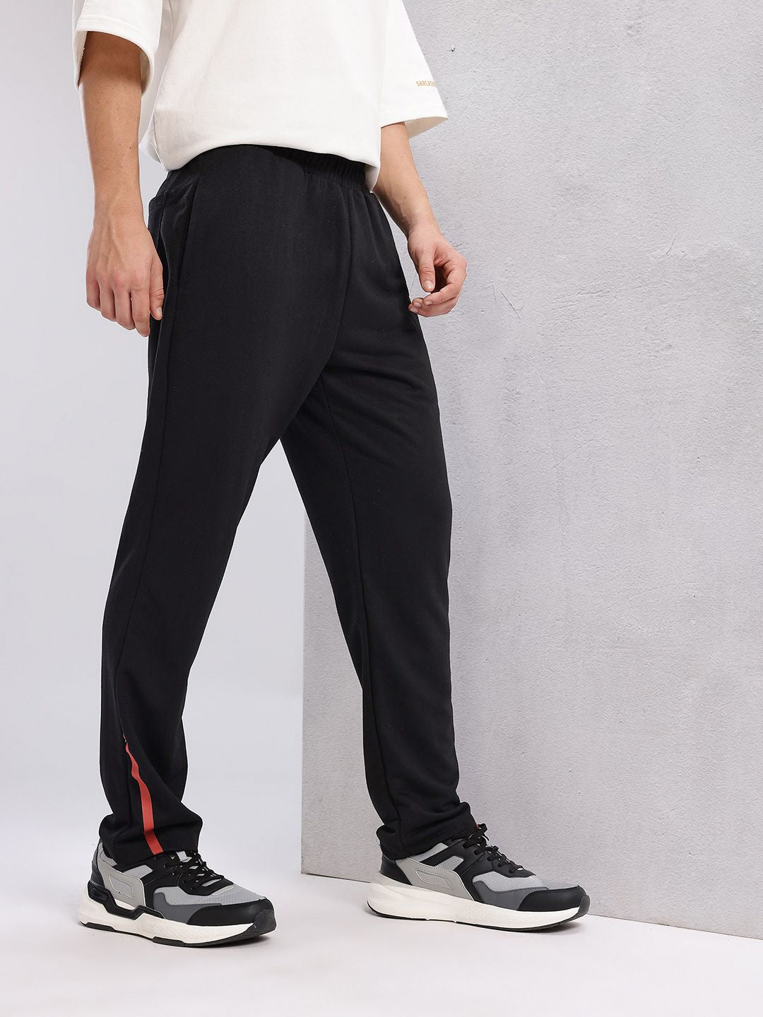 HRX by Hrithik Roshan Men Mid-Rise Lifestyle Track Pants