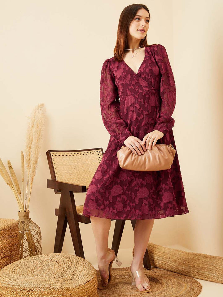 Berrylush Maroon Bishop Sleeve Layered Jacquard Midi Dress