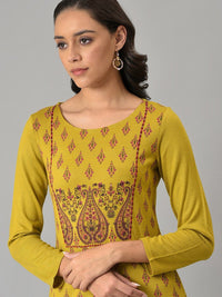 W Women Green Paisley Embroidered Keyhole Neck Flared Sleeves Kurta