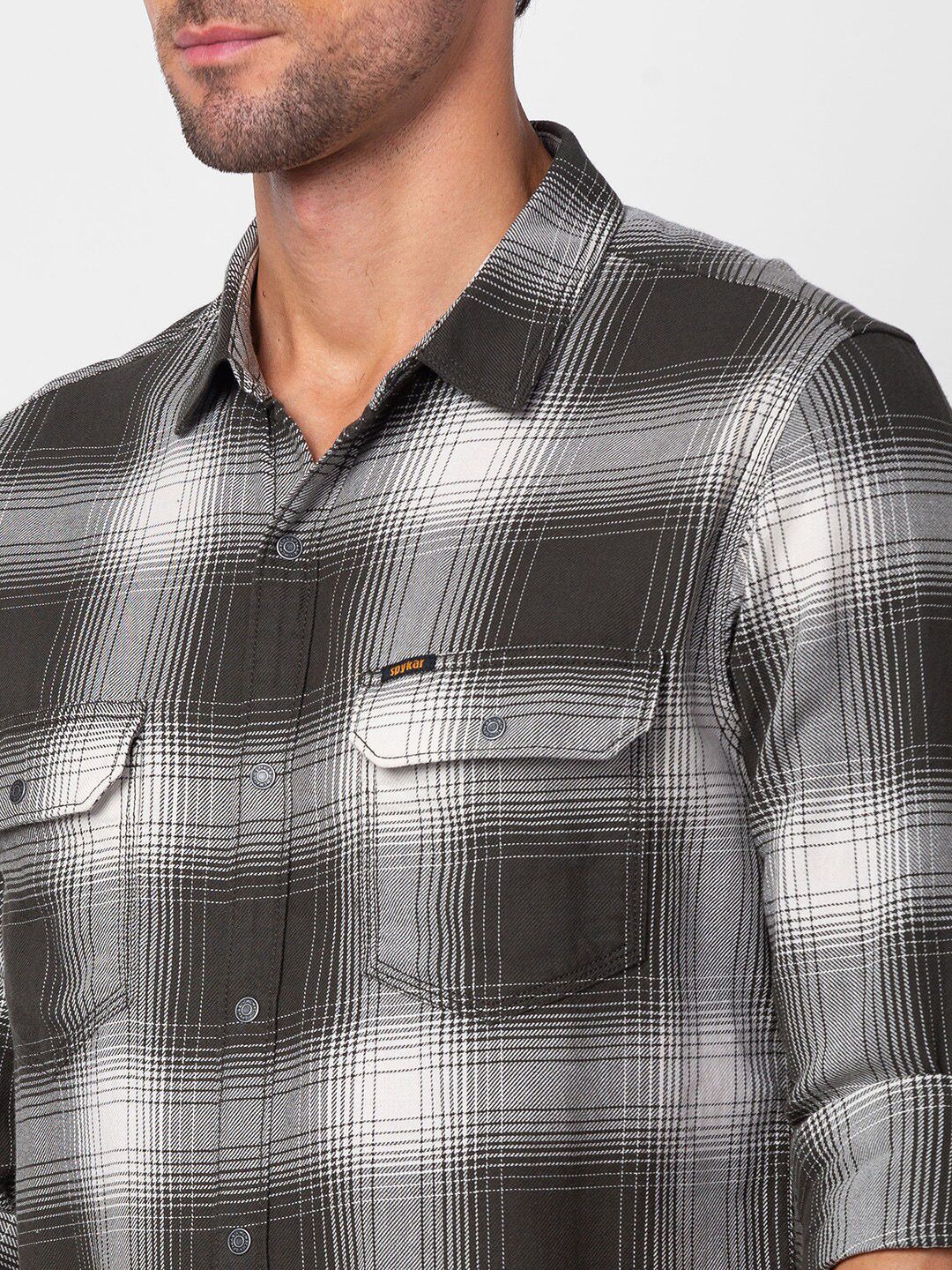 SPYKAR Men Slim Fit Checked Casual Shirt
