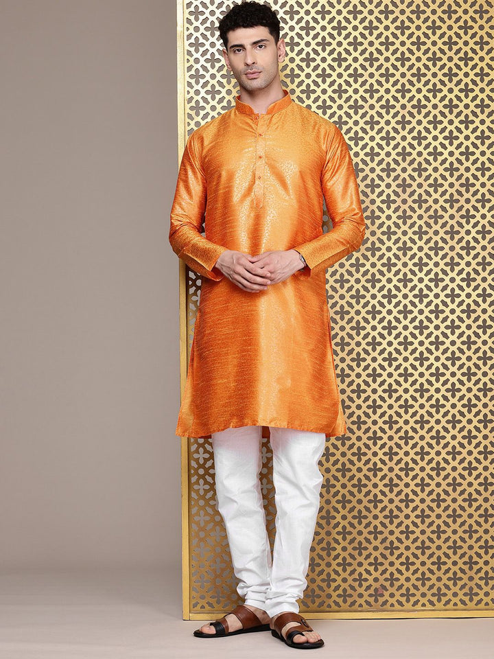 House of Pataudi Men Jashn Indie Florals Woven Design Regular Kurta With Churidar