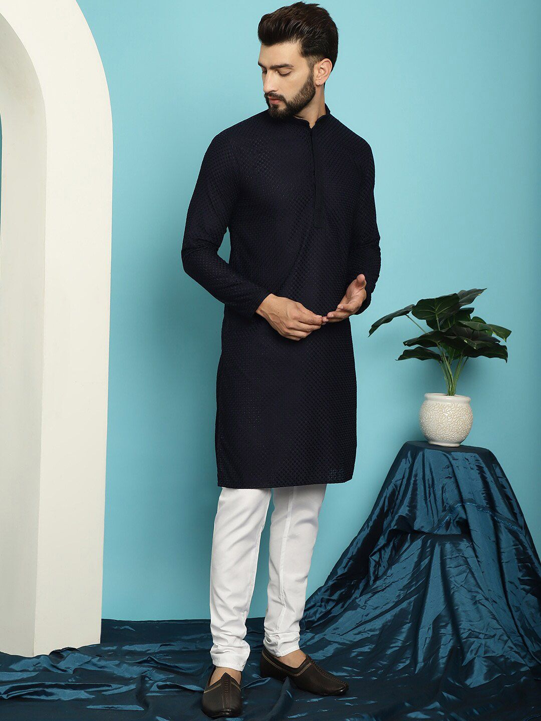 SOJANYA Embroidered Pure Cotton Kurta with Pyjama Set
