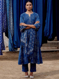 W Floral Printed Notched Neck Cotton A-Line Kurta